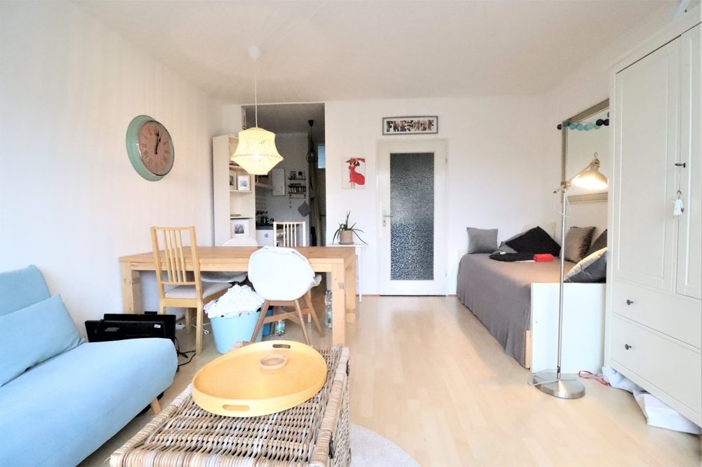 Immobilienangebot - Düsseldorf - Alle - Dreifamilienhaus auf Erbpacht ideal auch als EFH, Garten und Terrasse in ruhiger Lage in Wersten