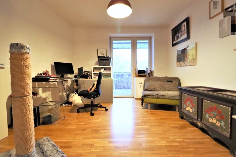 Immobilienangebot - Düsseldorf / Derendorf - Alle - gepflegte 2- Zimmerwohnung im Hochparterre mit Loggia in Düsseldorf- Derendorf