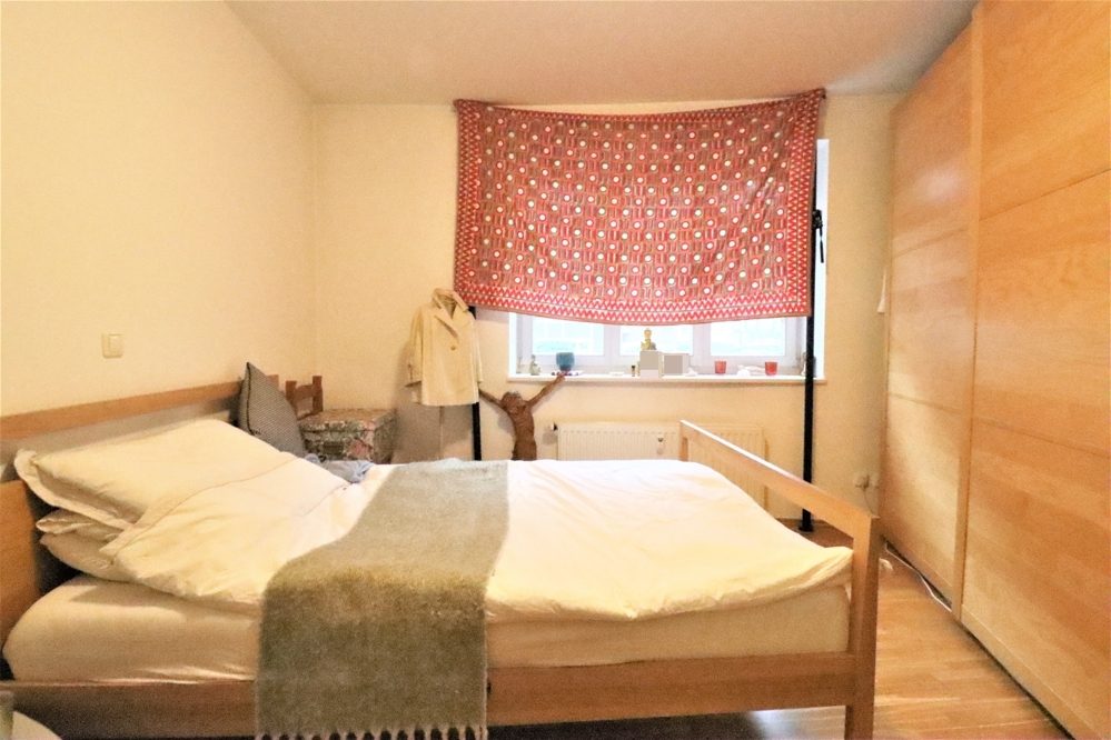 Immobilienangebot - Düsseldorf / Derendorf - Alle - gepflegte 2- Zimmerwohnung im Hochparterre mit Loggia in Düsseldorf- Derendorf