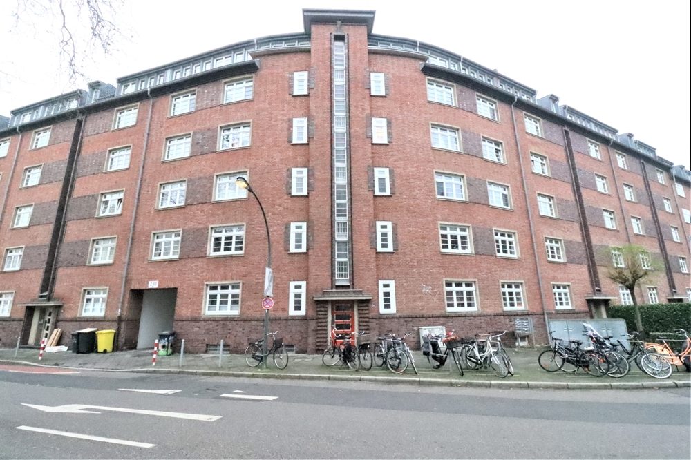 Immobilienangebot - Düsseldorf / Derendorf - Alle - gepflegte 2- Zimmerwohnung im Hochparterre mit Loggia in Düsseldorf- Derendorf