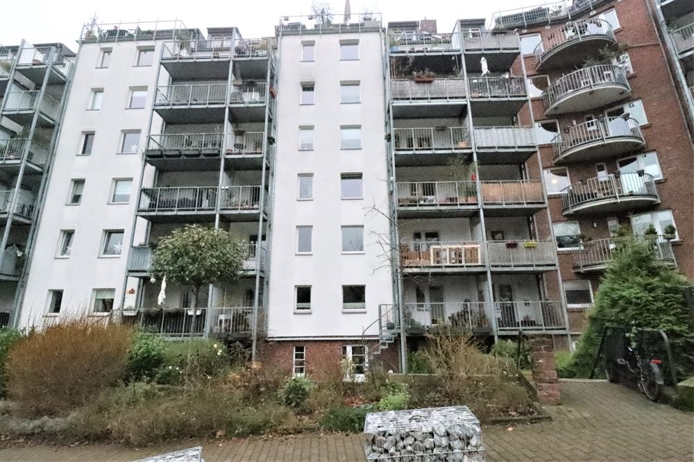 Immobilienangebot - Düsseldorf / Derendorf - Alle - gepflegte 2- Zimmerwohnung im Hochparterre mit Loggia in Düsseldorf- Derendorf