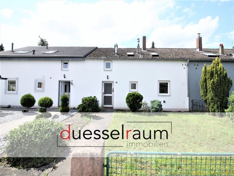 Immobilienangebot - Düsseldorf / Unterrath - Alle - Unterrath: sanierungsbedürftiges Zweifamilien-Reihenhaus mit viel Potenzial auf ca. 283m² Grundstück
