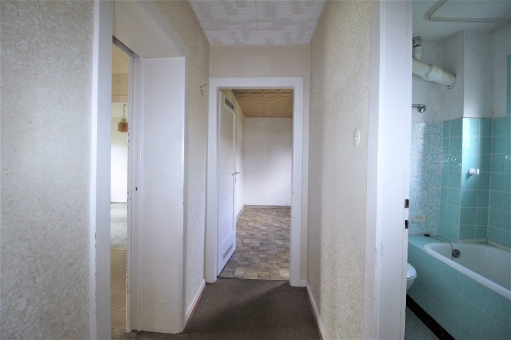 Immobilienangebot - Düsseldorf / Unterrath - Alle - Unterrath: sanierungsbedürftiges Zweifamilien-Reihenhaus mit viel Potenzial auf ca. 283m² Grundstück
