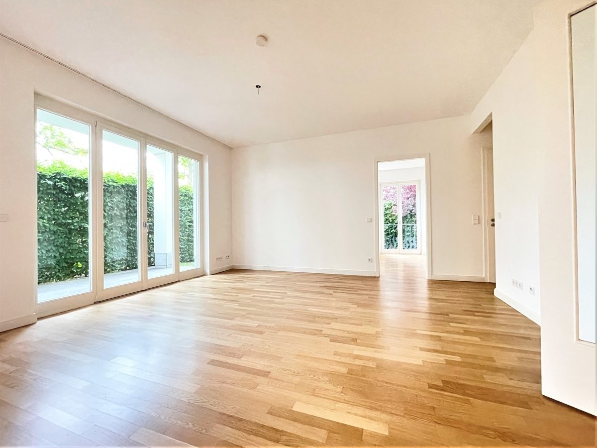 Immobilienangebot - Düsseldorf / Heerdt - Alle - Heinrich Heine Gärten: repräsentative, helle 3-Zimmer Wohnung mit Terrasse!