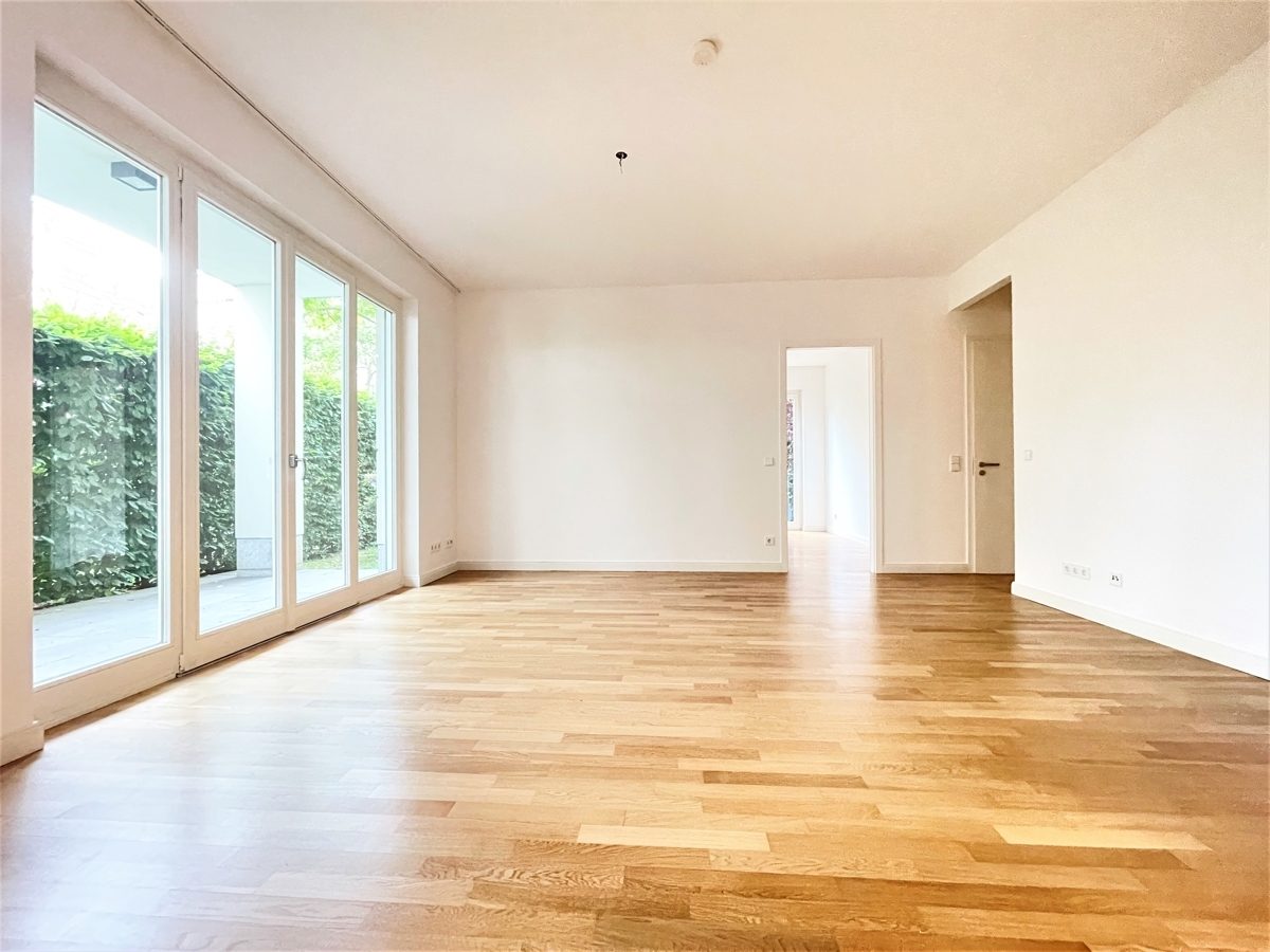 Immobilienangebot - Düsseldorf / Heerdt - Alle - Heinrich Heine Gärten: repräsentative, helle 3-Zimmer Wohnung mit Terrasse!
