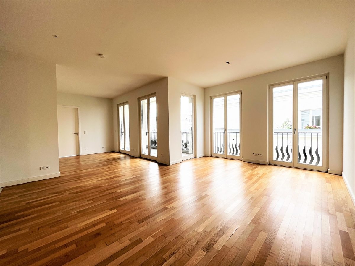 Immobilienangebot - Düsseldorf / Heerdt - Alle - Heinrich Heine Gärten: repräsentative, helle 3-Zimmer Wohnung mit offener Küche und Balkon!