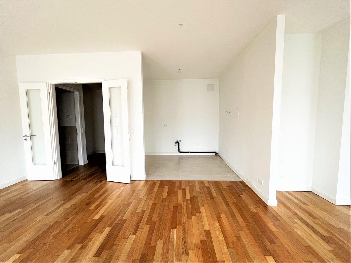 Immobilienangebot - Düsseldorf / Heerdt - Alle - Heinrich Heine Gärten: repräsentative, helle 3-Zimmer Wohnung mit offener Küche und Balkon!