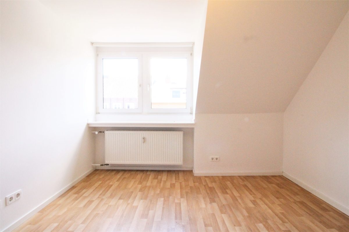 Immobilienangebot - Düsseldorf / Niederkassel - Alle - Düsseldorf-Niederkassel: schöne 1,5 Zimmer Wohnung in bester Lage!