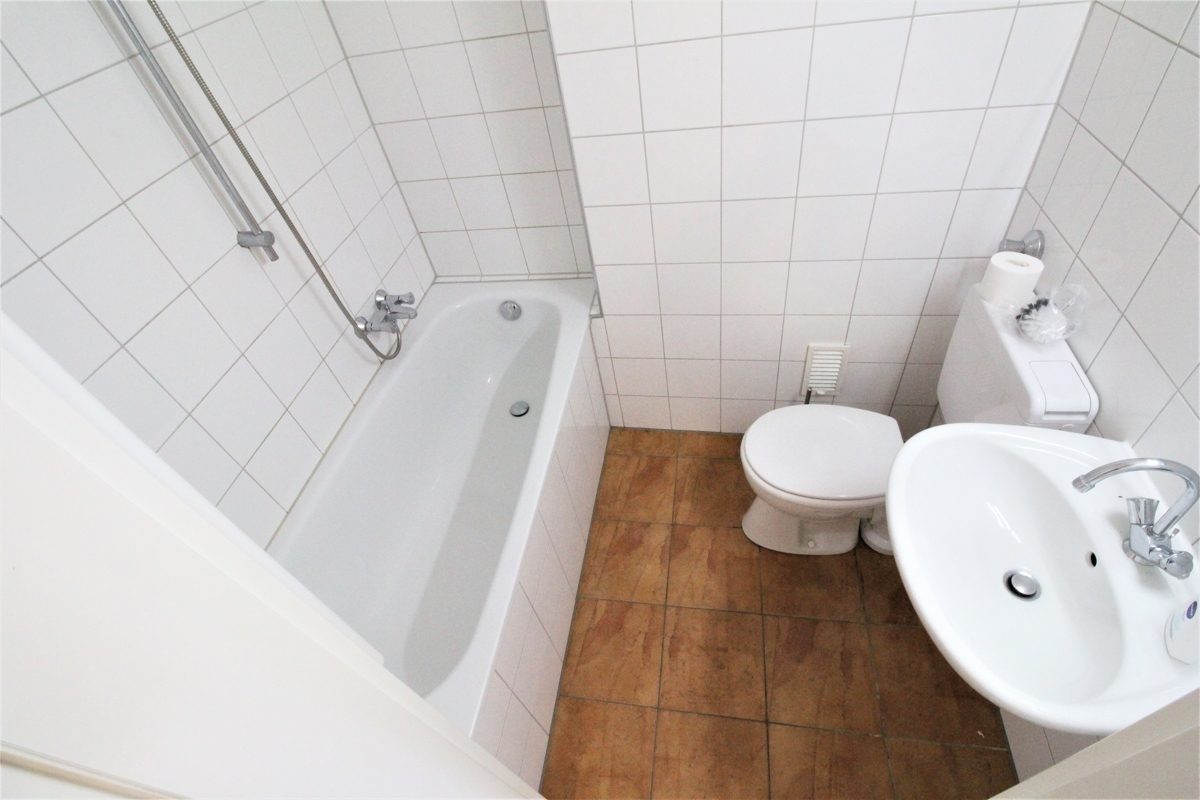 Immobilienangebot - Düsseldorf / Niederkassel - Alle - Düsseldorf-Niederkassel: schöne 1,5 Zimmer Wohnung in bester Lage!
