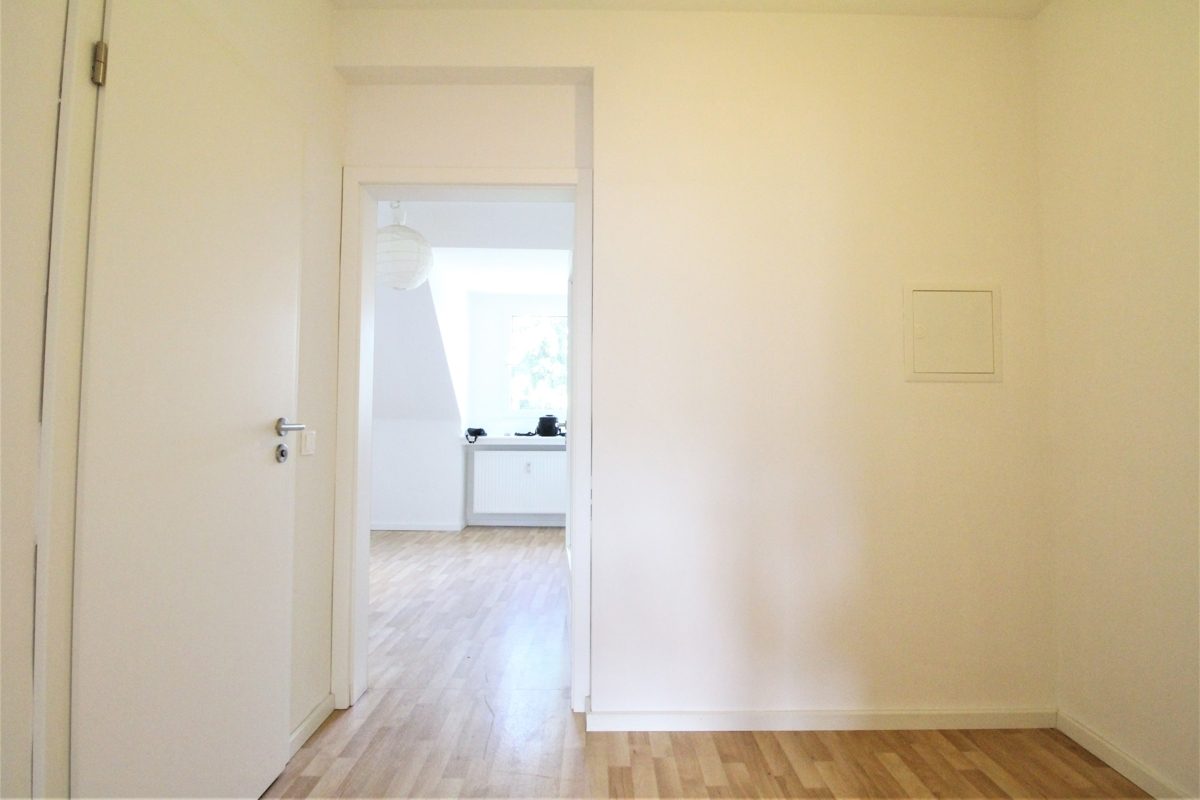 Immobilienangebot - Düsseldorf / Niederkassel - Alle - Düsseldorf-Niederkassel: schöne 1,5 Zimmer Wohnung in bester Lage!