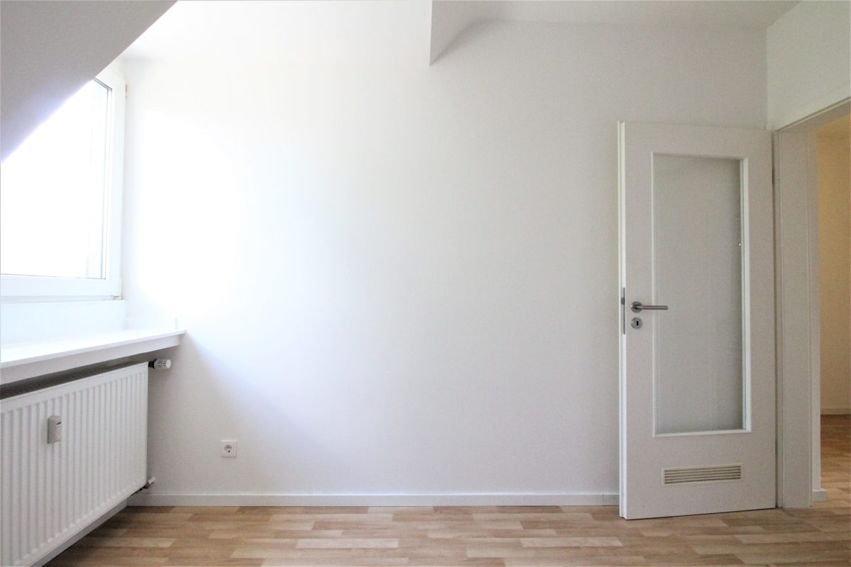Immobilienangebot - Düsseldorf / Niederkassel - Alle - Düsseldorf-Niederkassel: schöne 1,5 Zimmer Wohnung in bester Lage!