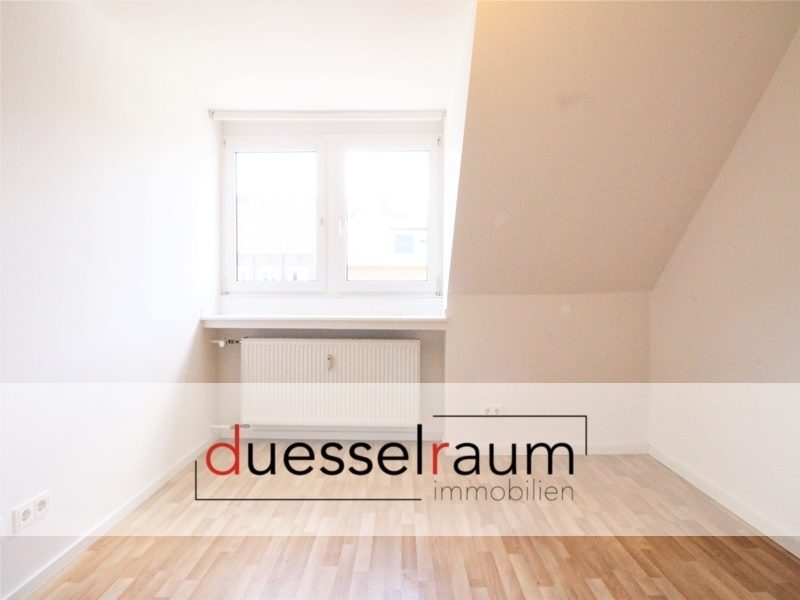 Immobilienangebot - Düsseldorf / Niederkassel - Alle - Düsseldorf-Niederkassel: schöne 1,5 Zimmer Wohnung in bester Lage!
