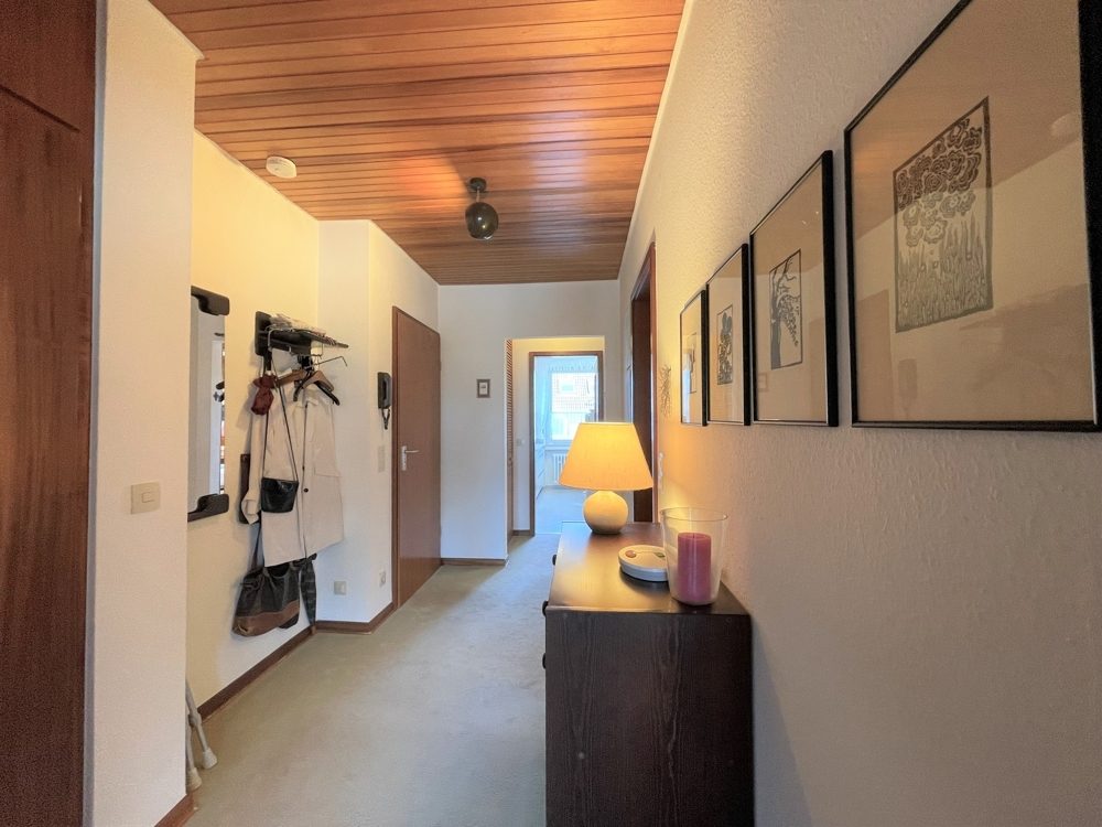 Immobilienangebot - Düsseldorf / Gerresheim - Alle - Gerresheim: Helle und großzügig geschnittene 2 Zimmerwohnung mit Balkon