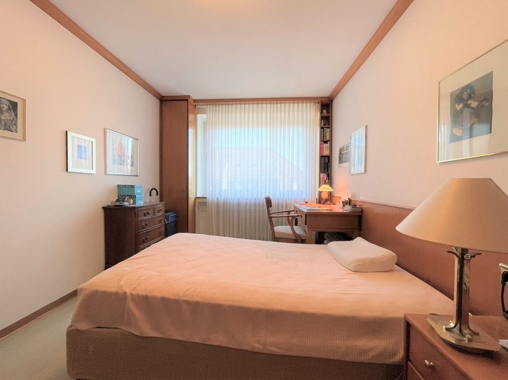 Immobilienangebot - Düsseldorf / Gerresheim - Alle - Gerresheim: Helle und großzügig geschnittene 2 Zimmerwohnung mit Balkon