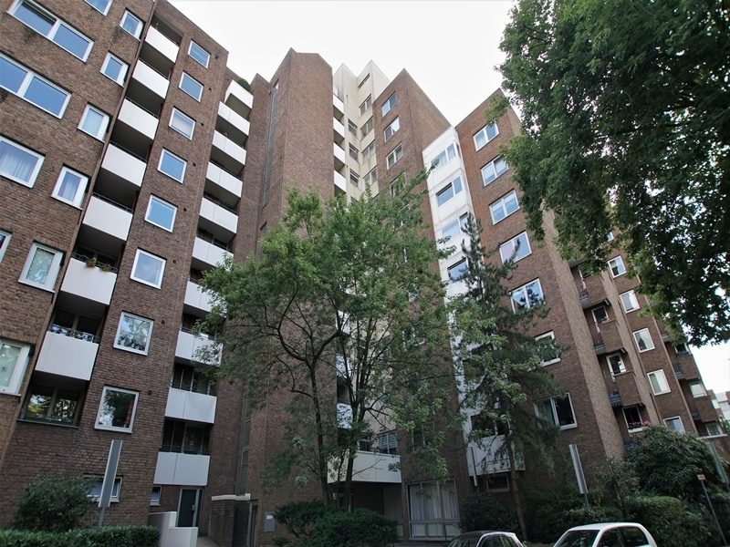 Immobilienangebot - Düsseldorf / Mörsenbroich - Alle - gepflegte 2 Zimmer mit Loggia, TG-Stellplatz, Sauna und Schwimmbad in Mörsenbroich