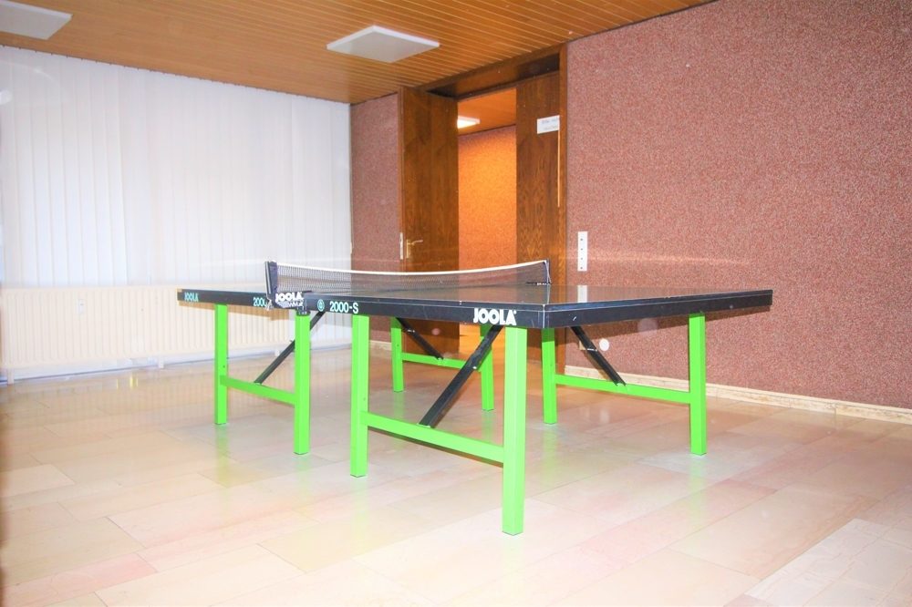 Immobilienangebot - Düsseldorf / Mörsenbroich - Alle - gepflegte 2 Zimmer mit Loggia, TG-Stellplatz, Sauna und Schwimmbad in Mörsenbroich