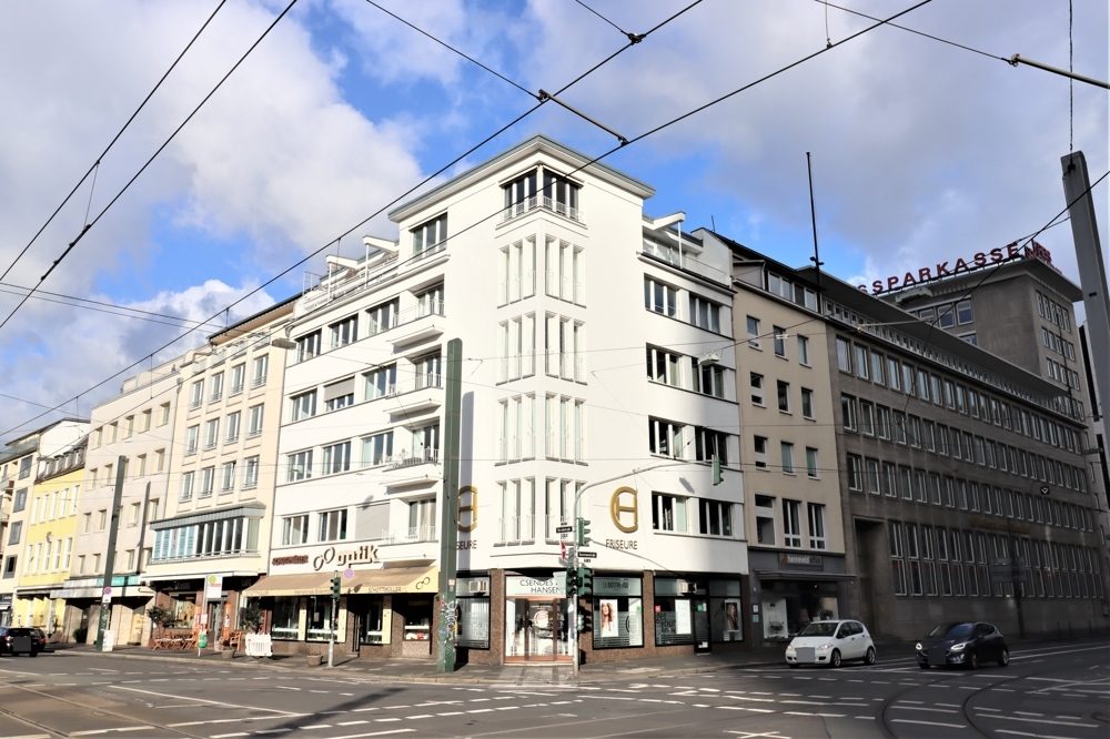 Immobilienangebot - Düsseldorf - Alle - Carlstadt: Attraktives Wohn- und Geschäftshaus mit 2 Gewerbe- und 10 Wohneinheiten in bester Lage!