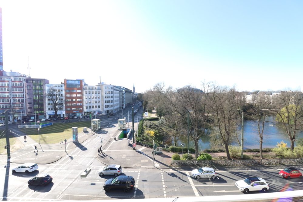 Immobilienangebot - Düsseldorf - Alle - Carlstadt: Attraktives Wohn- und Geschäftshaus mit 2 Gewerbe- und 10 Wohneinheiten in bester Lage!
