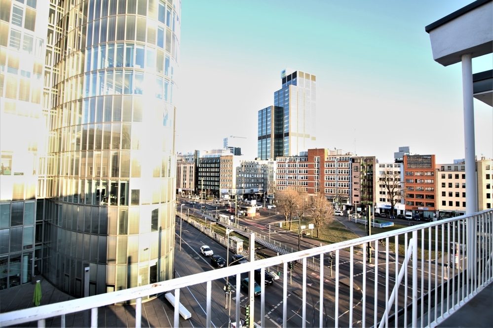 Immobilienangebot - Düsseldorf - Alle - Carlstadt: Attraktives Wohn- und Geschäftshaus mit 2 Gewerbe- und 10 Wohneinheiten in bester Lage!