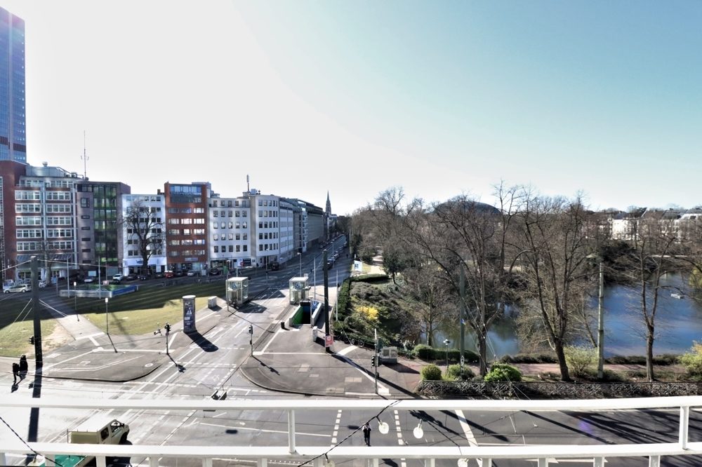 Immobilienangebot - Düsseldorf - Alle - Carlstadt: Attraktives Wohn- und Geschäftshaus mit 2 Gewerbe- und 10 Wohneinheiten in bester Lage!