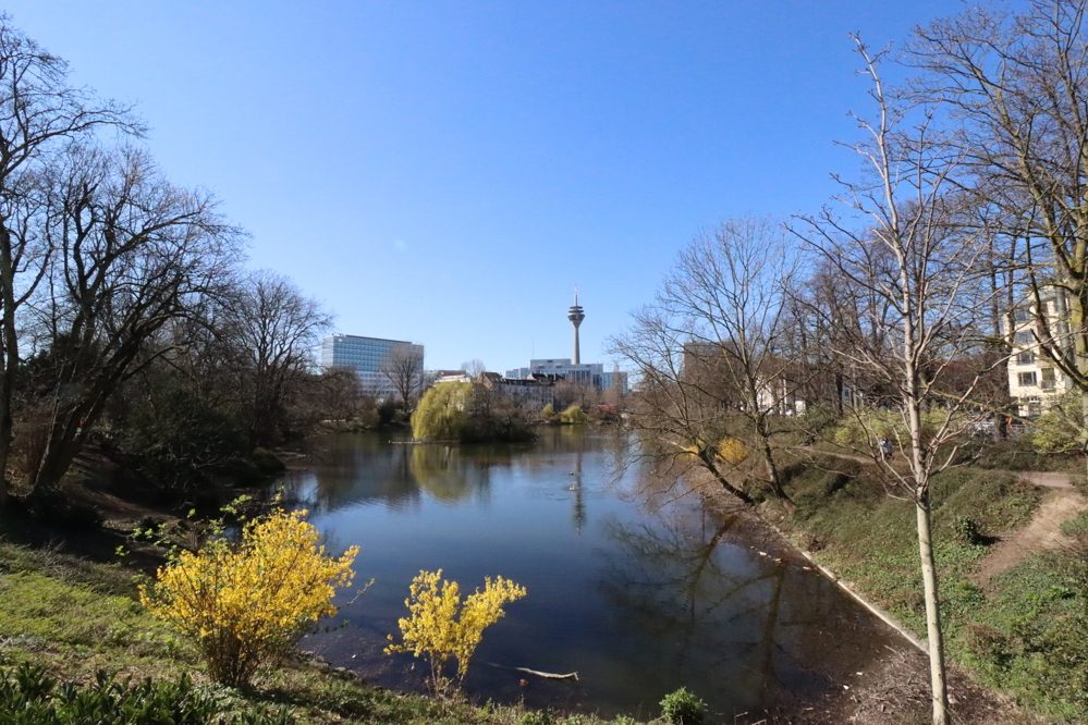 Immobilienangebot - Düsseldorf - Alle - Carlstadt: Attraktives Wohn- und Geschäftshaus mit 2 Gewerbe- und 10 Wohneinheiten in bester Lage!
