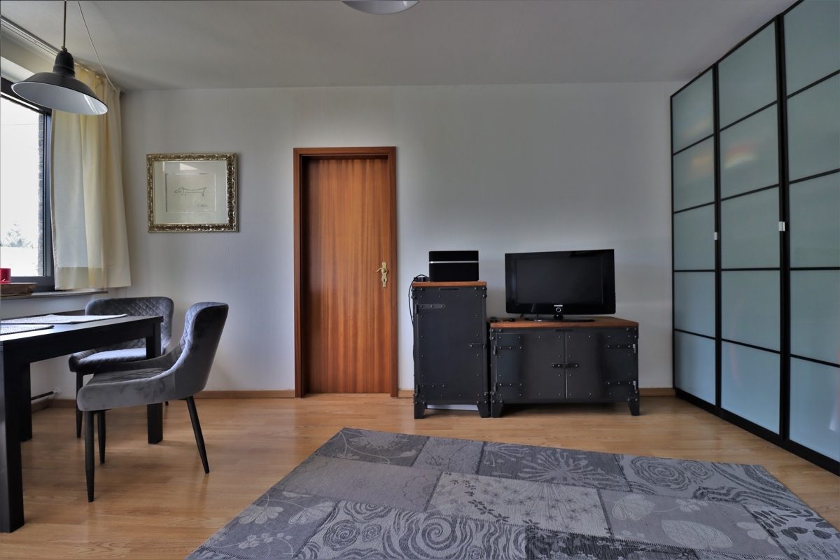 Immobilienangebot - Düsseldorf / Düsseltal - Alle - Düsseltal: schöne 2-Zimmerwohnung mit zwei Balkonen in ruhiger Top-Lage