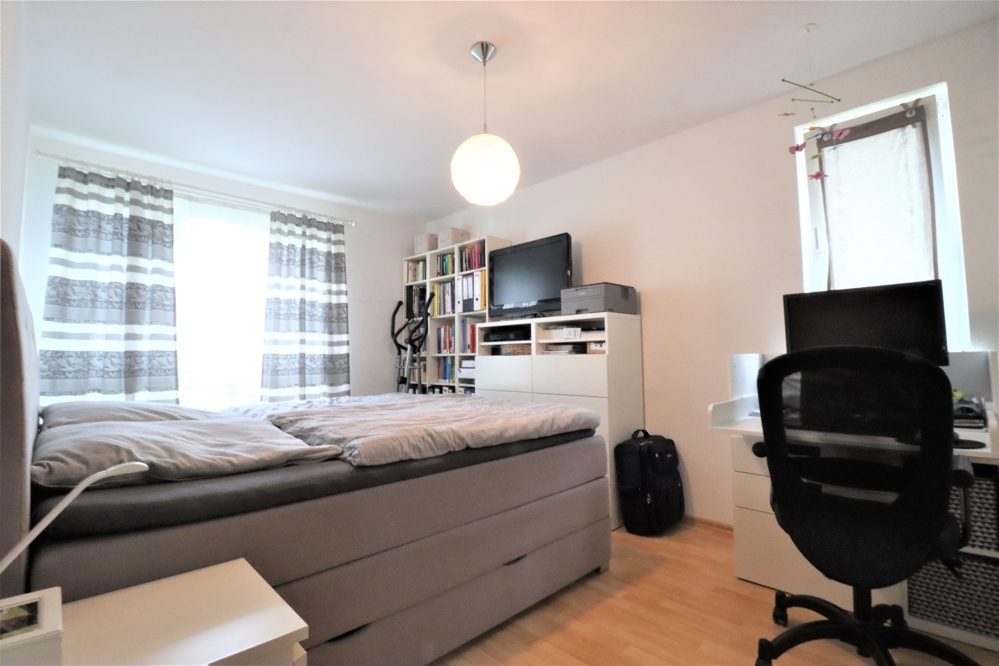Immobilienangebot - Düsseldorf - Alle - Unterrath: gepflegte 3-Zimmerwohnung im 1.OG mit EBK, TG-Stellplatz und Balkon in ruhiger Lage