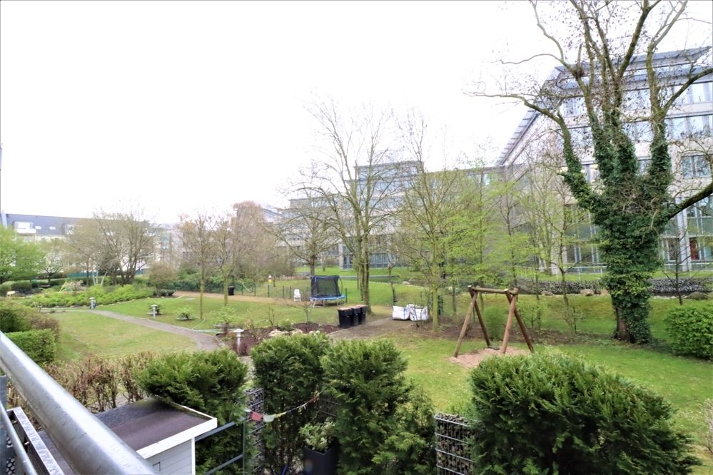 Immobilienangebot - Düsseldorf - Alle - Unterrath: gepflegte 3-Zimmerwohnung im 1.OG mit EBK, TG-Stellplatz und Balkon in ruhiger Lage