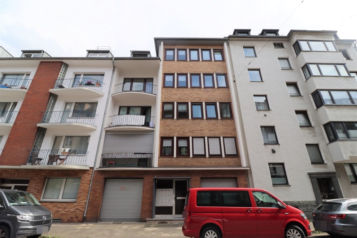 Immobilienangebot - Düsseldorf / Derendorf - Alle - Derendorf: vermietete und gepflegte 1-Zimmer Wohnung im 2.OG mit 2 Balkonen in attraktiver Lage