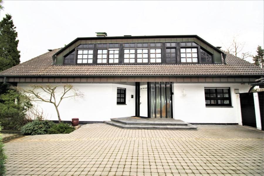 Immobilienangebot - Duisburg / Rahm - Alle - Rahm: Repräsentatives Einfamilien-Architektenhaus mit einzigartiger Fernsicht und Einliegerwohnung!