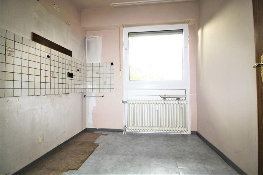 Immobilienangebot - Düsseldorf / Hubbelrath - Alle - Knittkuhl: gut geschnittene 3 Zimmer mit Balkon und TG-Stellplatz!