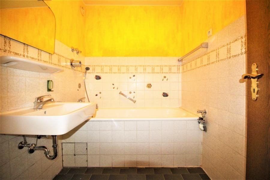 Immobilienangebot - Düsseldorf / Hubbelrath - Alle - Knittkuhl: gut geschnittene 3 Zimmer mit Balkon und TG-Stellplatz!
