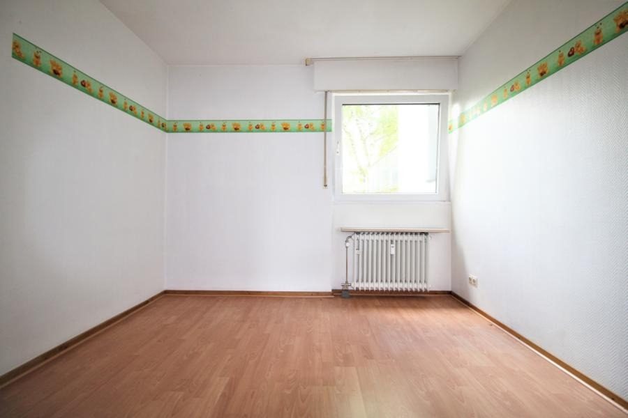 Immobilienangebot - Düsseldorf / Hubbelrath - Alle - Knittkuhl: gut geschnittene 3 Zimmer mit Balkon und TG-Stellplatz!