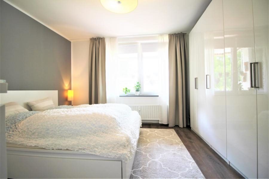 Immobilienangebot - Düsseldorf - Alle - Wersten: sanierte und gut geschnittene 3 Zimmer mit Süd-West-Balkon