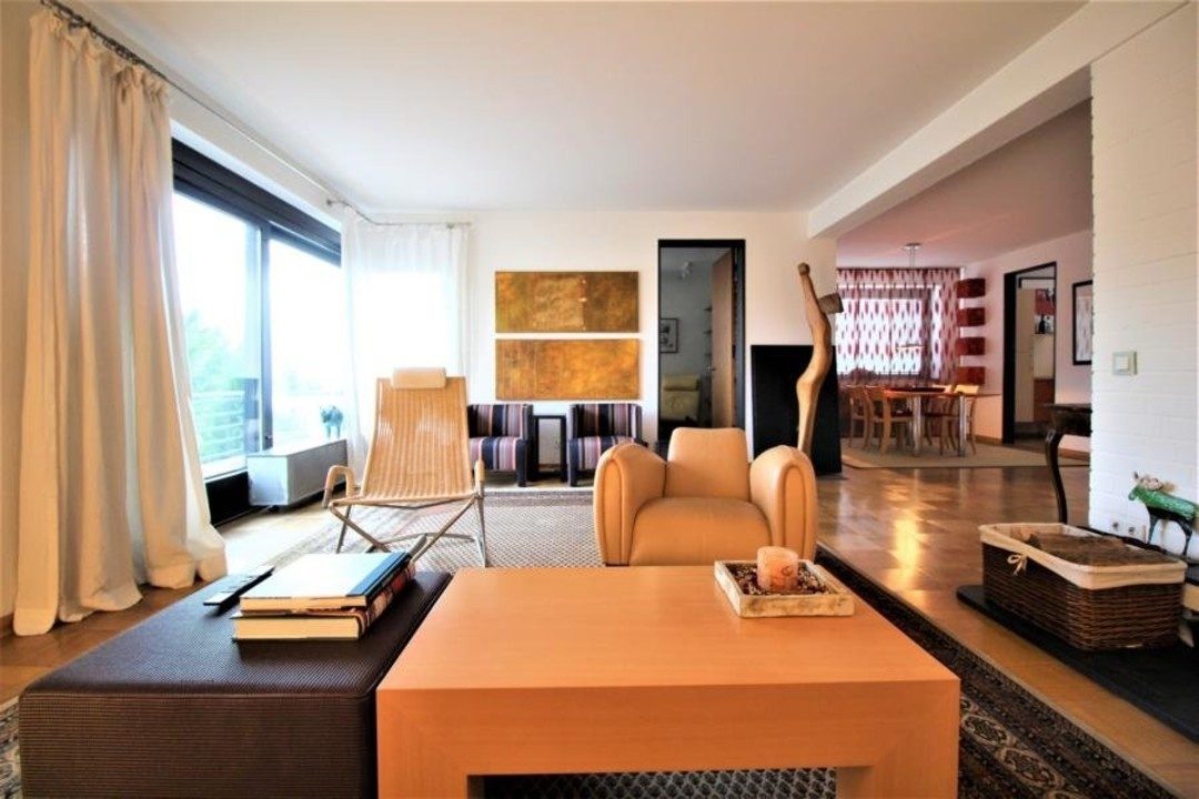 Immobilienangebot - Düsseldorf - Alle - Urdenbach: Attraktive 5 Zimmer mit Terrasse und Garage