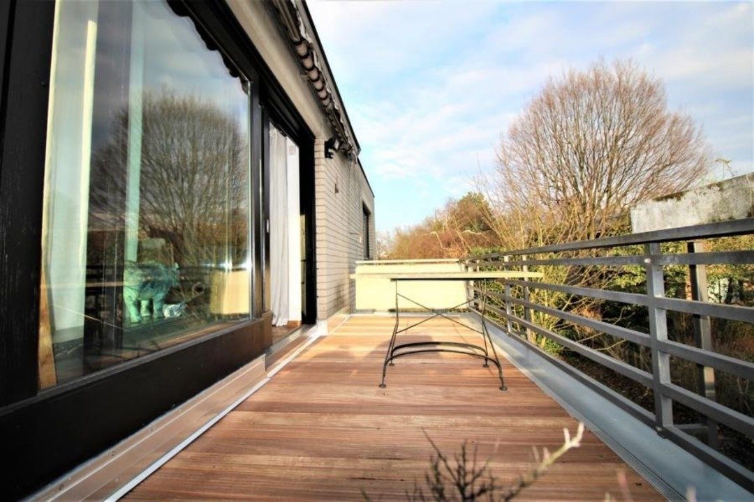 Immobilienangebot - Düsseldorf - Alle - Urdenbach: Attraktive 5 Zimmer mit Terrasse und Garage