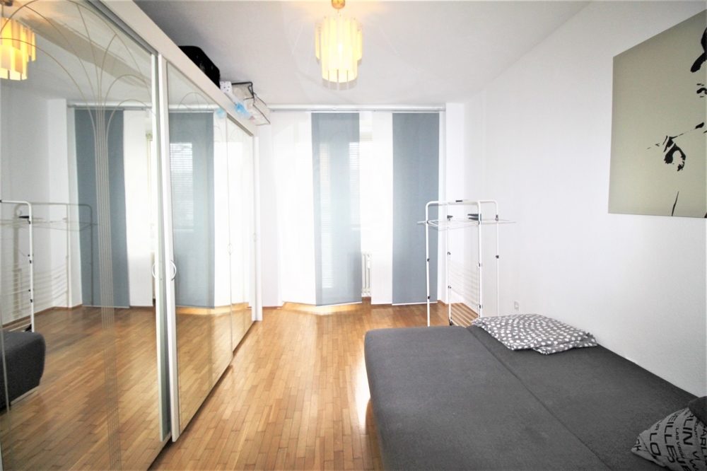 Immobilienangebot - Düsseldorf - Alle - Flingern: gut geschnittene 2-Zimmerwohnung im 1.OG mit Balkon in zentraler Lage