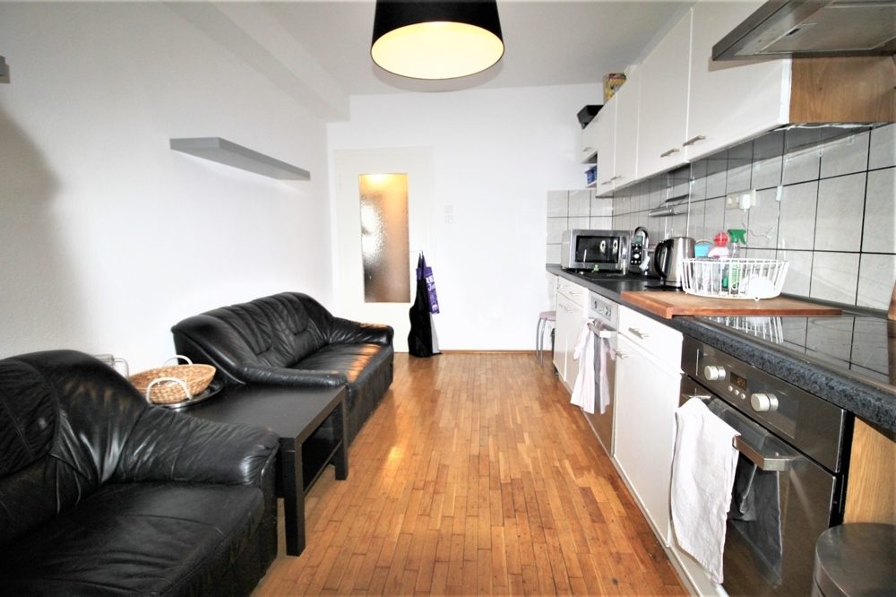 Immobilienangebot - Düsseldorf - Alle - Flingern: gut geschnittene 2-Zimmerwohnung im 1.OG mit Balkon in zentraler Lage