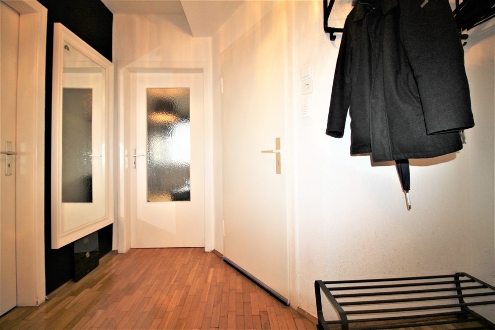 Immobilienangebot - Düsseldorf - Alle - Flingern: gut geschnittene 2-Zimmerwohnung im 1.OG mit Balkon in zentraler Lage