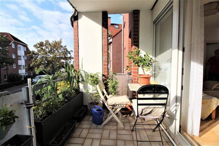 Immobilienangebot - Düsseldorf - Alle - Mörsenbroich: Gut geschnittene 2 Zimmer mit Balkon
