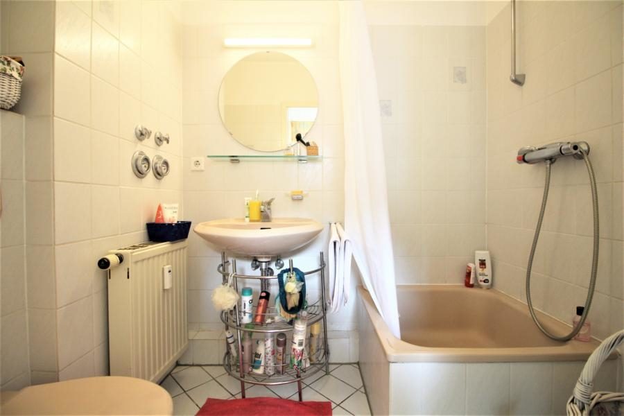 Immobilienangebot - Düsseldorf - Alle - Mörsenbroich: Gut geschnittene 2 Zimmer mit Balkon