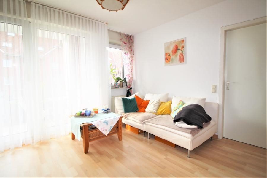 Immobilienangebot - Düsseldorf - Alle - Mörsenbroich: Gut geschnittene 2 Zimmer mit Balkon