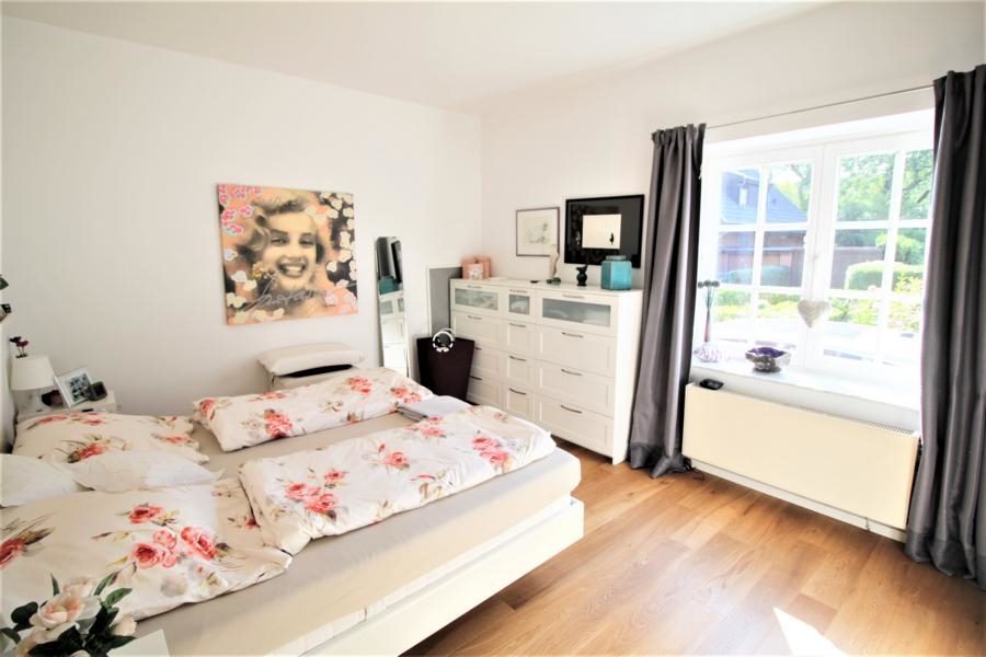 Immobilienangebot - Düsseldorf - Alle - Derendorf: Reihenendhaus als 1- bis 3-Familienhaus in attraktiver Lage mit Garten und Garage!
