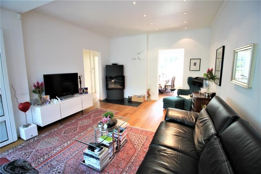 Immobilienangebot - Düsseldorf - Alle - Derendorf: Reihenendhaus als 1- bis 3-Familienhaus in attraktiver Lage mit Garten und Garage!