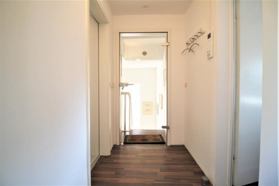 Immobilienangebot - Düsseldorf - Alle - Derendorf: Reihenendhaus als 1- bis 3-Familienhaus in attraktiver Lage mit Garten und Garage!
