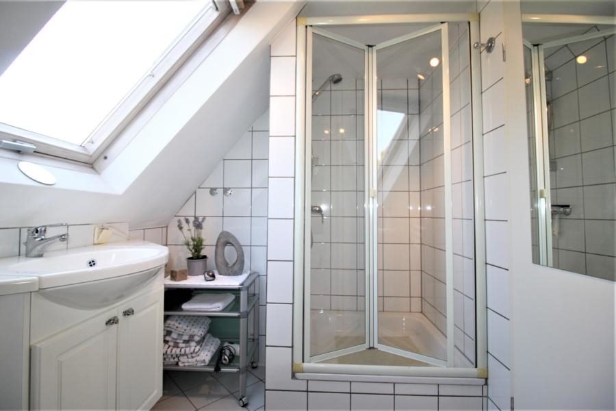 Immobilienangebot - Düsseldorf - Alle - Derendorf: Reihenendhaus als 1- bis 3-Familienhaus in attraktiver Lage mit Garten und Garage!