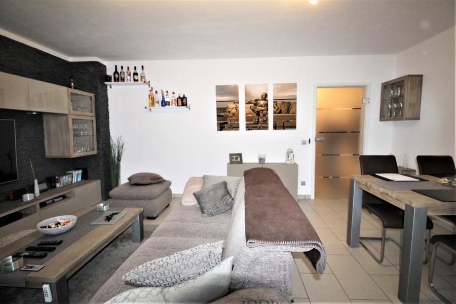 Immobilienangebot - Mönchengladbach - Alle - Attraktive Kapitalanlage: 4 Familienhaus mit großem Garten und 2 Garagen in Rheydt!