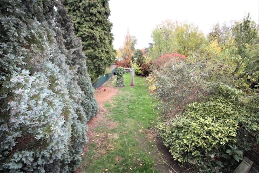 Immobilienangebot - Mönchengladbach - Alle - Attraktive Kapitalanlage: 4 Familienhaus mit großem Garten und 2 Garagen in Rheydt!