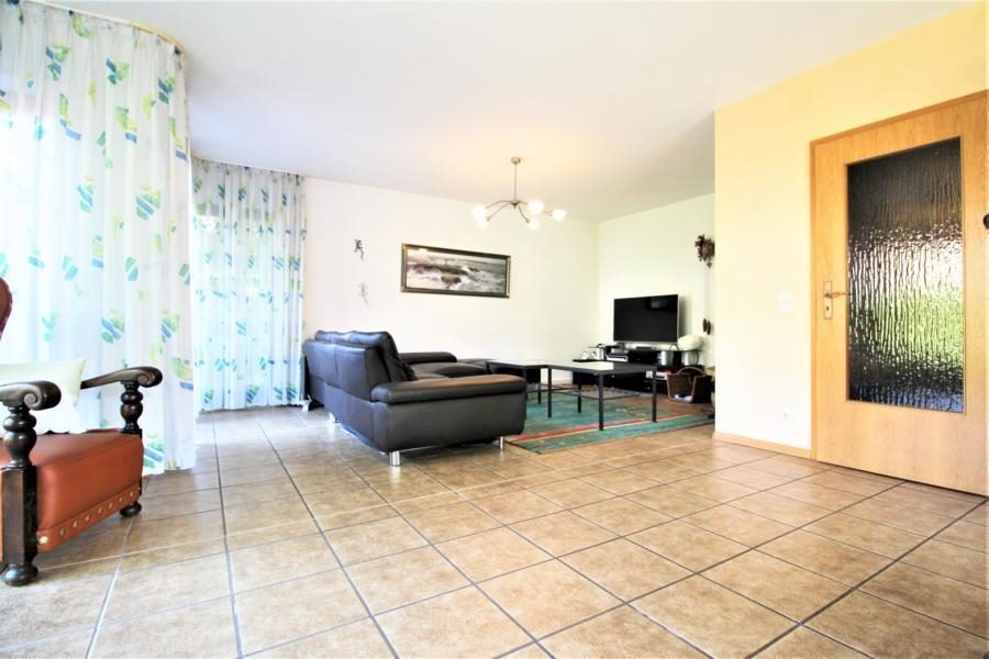 Immobilienangebot - Düsseldorf - Alle - Hellerhof-Ost: Freistehendes und verklinkertes Einfamilienhaus mit großem Garten