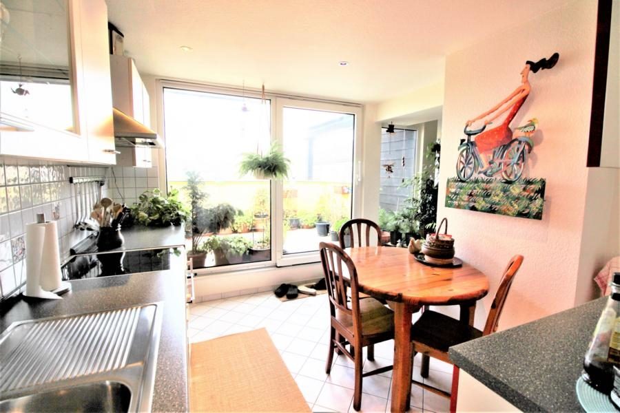 Immobilienangebot - Düsseldorf / Pempelfort - Alle - Pempelfort: attraktive 3-Zimmer-Maisonettewohnung im Dachgeschoss mit Terrasse in sehr guter Lage